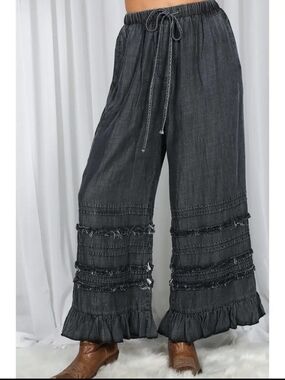 Vine & Love Washed Denim Flared Ruffle Hem Crop Pants